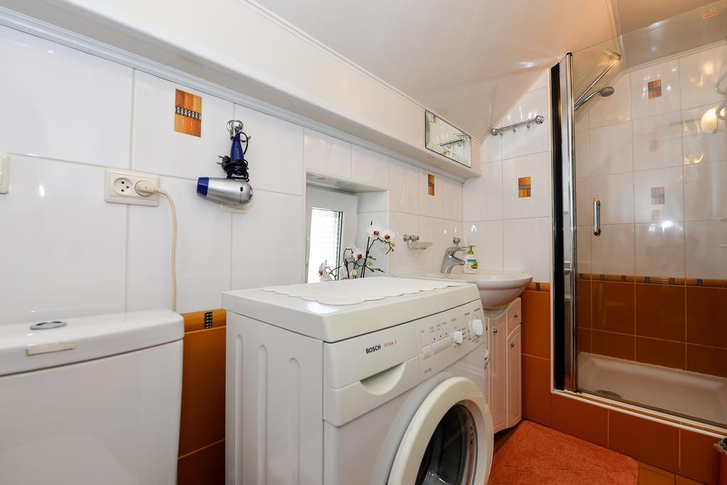 Guesthouse "Nakvyne Pas Zveja" Nagliu Street Nida Εξωτερικό φωτογραφία