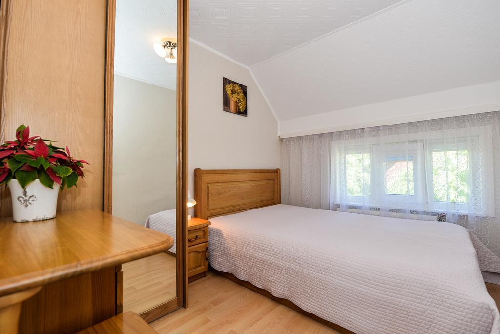 Guesthouse "Nakvyne Pas Zveja" Nagliu Street Nida Εξωτερικό φωτογραφία